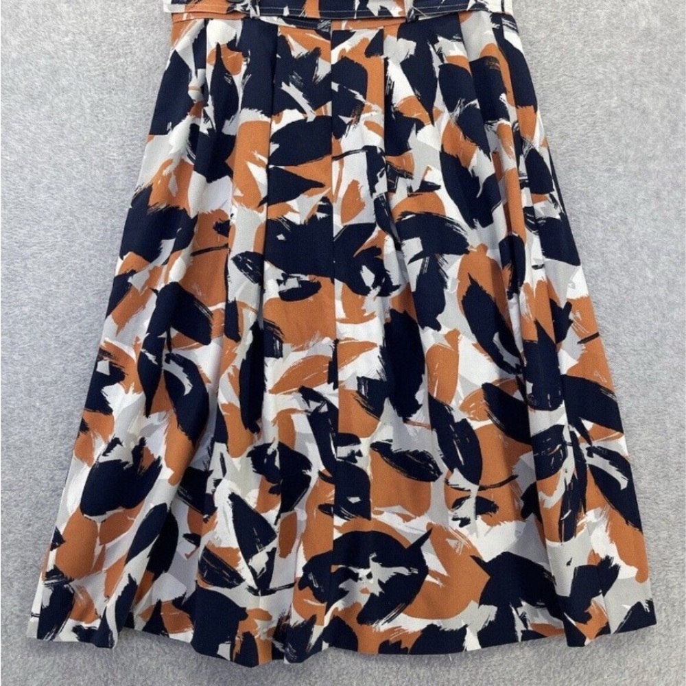 Banana Republic pleated skirt with belt